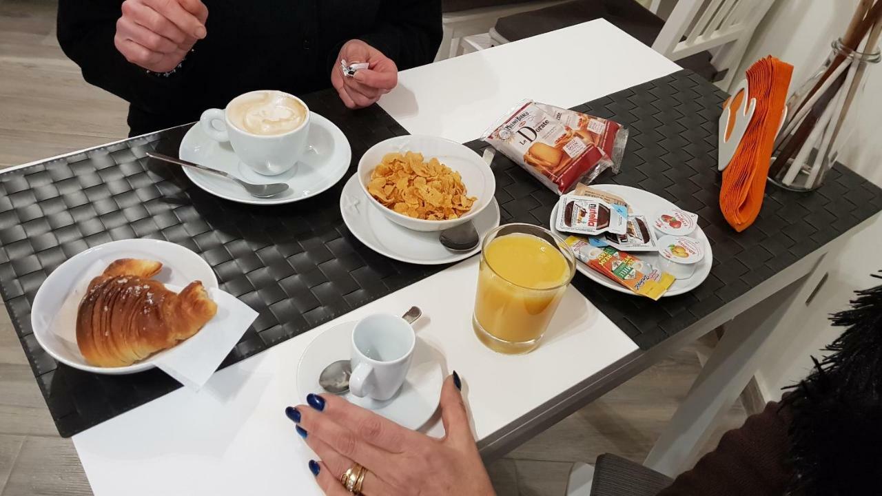 Casa Vacanza Furlani Grottaferrata Bagian luar foto